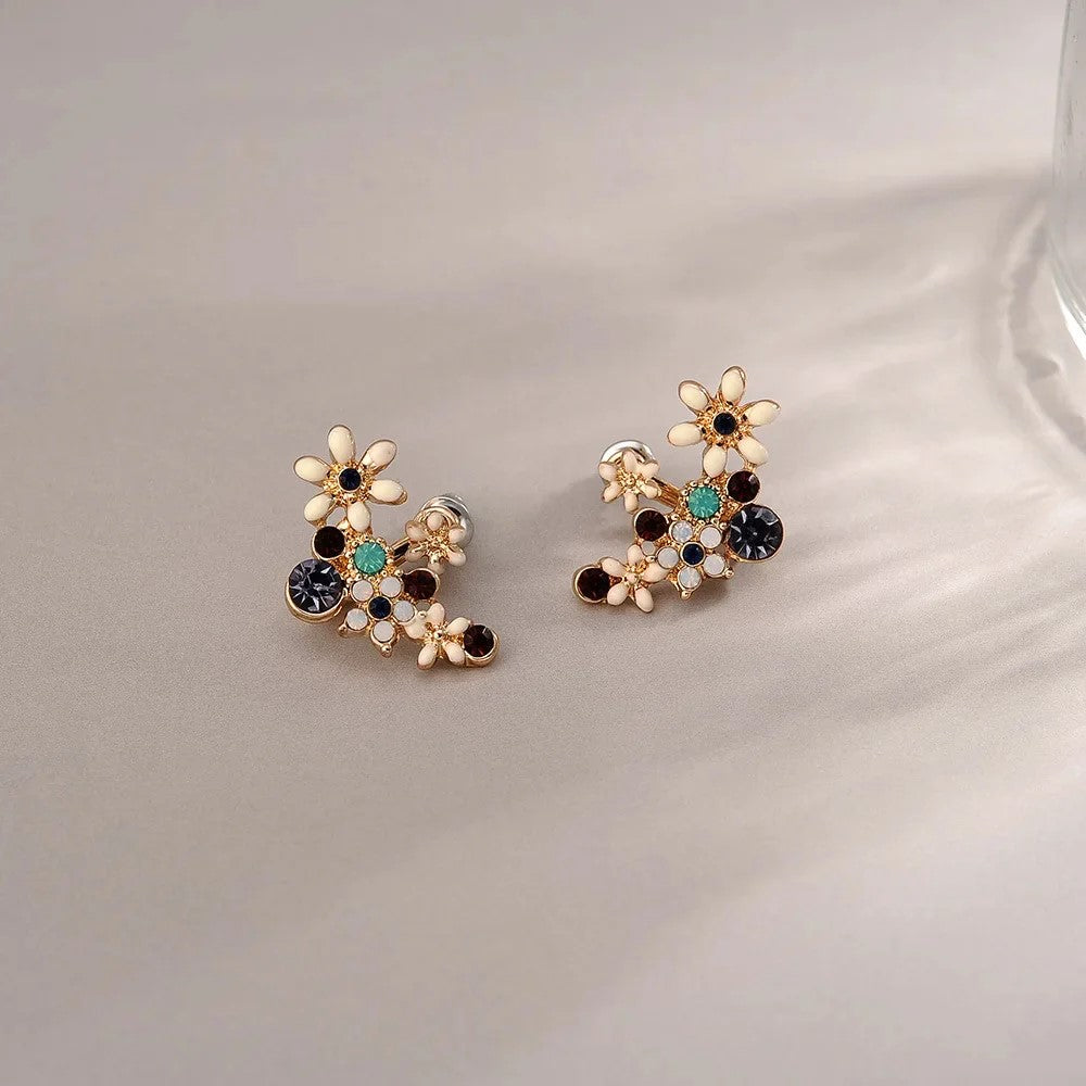 Daisy - Women’s Floral Gemstone Ear Cuff Earrings