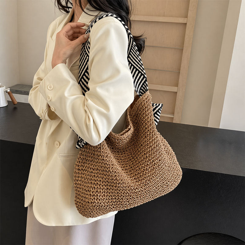 Faye - Women’s Knit Straw Carry Bag