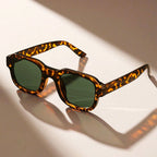 RetroCore - Square Tortoiseshell Frame Sunglasses