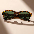RetroCore - Square Tortoiseshell Frame Sunglasses
