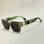 Zephyr - High-Fashion Square Frames