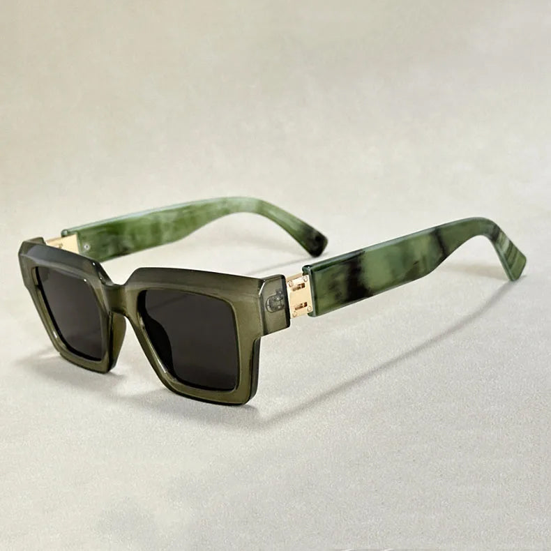 Zephyr - High-Fashion Square Frames
