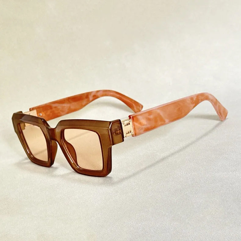 Zephyr - High-Fashion Square Frames