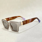 Zephyr - High-Fashion Square Frames